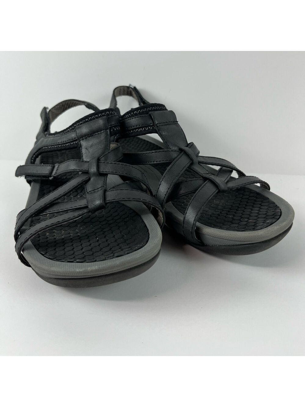 BareTraps Black & Grey Strappy Sandals size 11 EUC